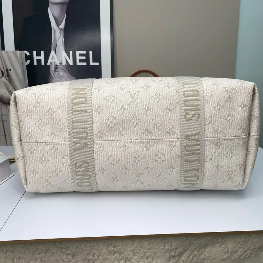 Louis Vuitton Women Pre-Loved Bag Very Good Condition - Picture 6 of 8